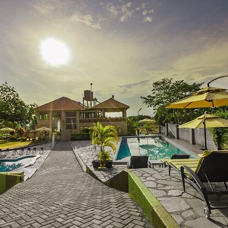 Santa Maria Hotel 恩德培 外观 照片